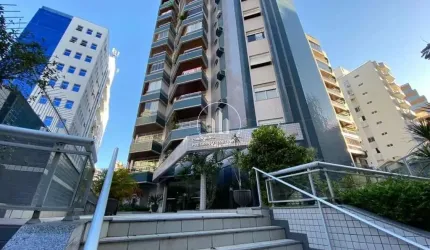 Apartamento 4 Quartos com 1 Suíte e 156m² - Centro