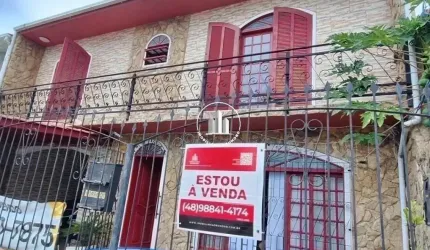 Casa 5 Dormitórios, Sendo 1 Suíte