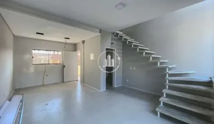 Sobrado Geminado 95m² com 2 Quartos e Suítes na Ipiranga