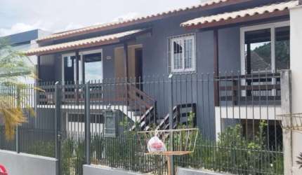 Casa 5 Quartos com 3 Suítes e 300m² - Trindade