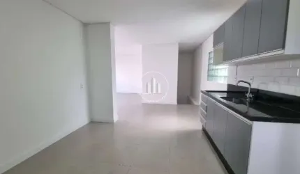 Casa 2 Quartos com 1 Suíte - Agronômica