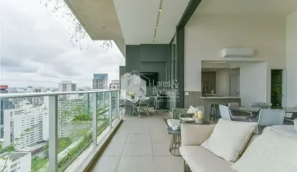 Apartamento tipo para venda com 3 quartos, sendo 3 suítes, 175m²