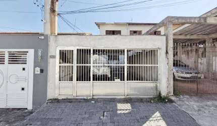 Casa tipo para venda com 2 quartos, 170m²