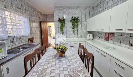 Sobrado para venda com 2 quartos, 124m²