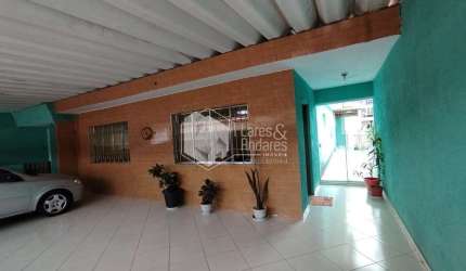 Casa tipo para venda com 5 quartos, sendo 1 suíte, 283m²