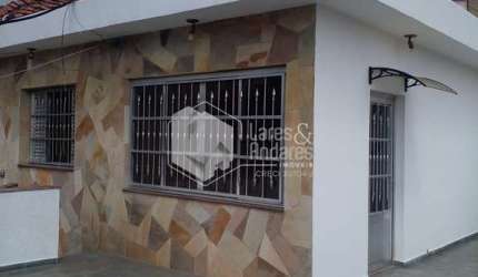 Casa tipo para venda com 3 quartos, sendo 1 suíte, 212m²