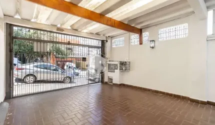 Casa tipo para venda com 3 quartos, sendo 1 suíte, 188m²