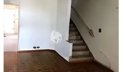 Casa tipo para venda com 2 quartos, 141m²