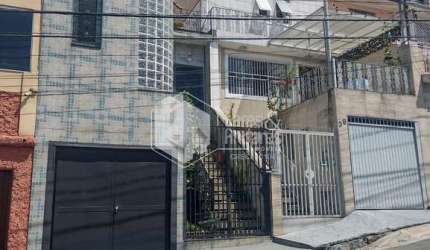 Sobrado à venda, 206 m² com 3 dormitorios  2 vagas de garagem  excelente para uso residencial ou co