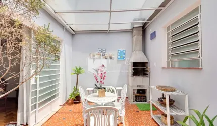 Casa tipo para venda com 3 quartos, sendo 1 suíte, 189m²