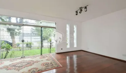 Sobrado para venda com 4 quartos, sendo 2 suítes, 331m²