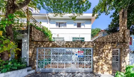 Sobrado para venda com 3 quartos, sendo 1 suíte, 197m²