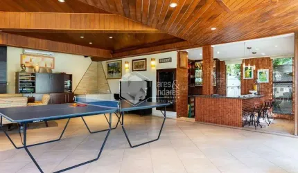 Casa em condomínio para venda e locação com 5 quartos, sendo 5 suítes, 953m²