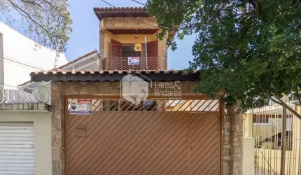 Sobrado para venda com 3 quartos, sendo 2 suítes, 213m²