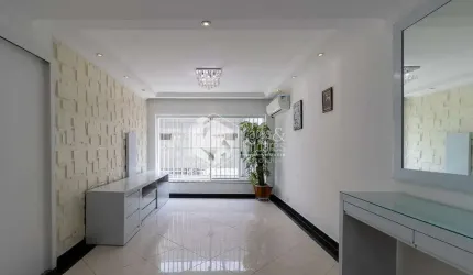 Sobrado para venda com 3 quartos, sendo 3 suítes, 271m²
