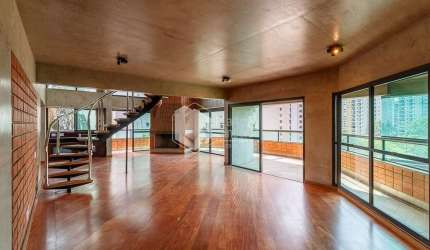 Duplex para venda com 3 quartos, sendo 3 suítes, 293m²