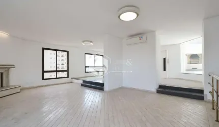 Cobertura para venda com 3 quartos, sendo 1 suíte, 485m²