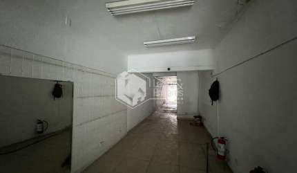 Loja de rua para venda, 200m²
