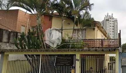 Casa tipo para venda com 6 quartos, 210m²