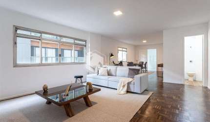 Apartamento tipo para venda com 3 quartos, sendo 1 suíte, 187m²