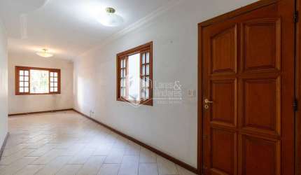Sobrado para venda com 2 quartos, sendo 2 suítes, 137m²