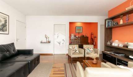 Apartamento tipo para venda com 3 quartos, sendo 3 suítes, 135m²