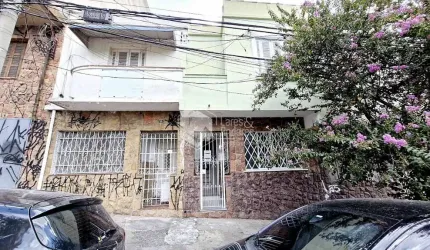 Casa tipo para venda com 2 quartos, 80m²