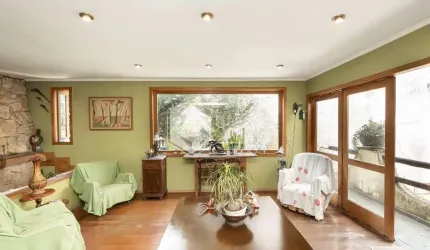 Casa tipo para venda com 4 quartos, sendo 1 suíte, 529m²