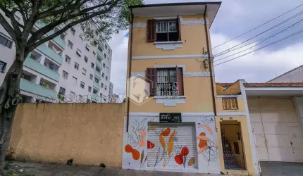 Casa tipo para venda com 4 quartos, 250m²