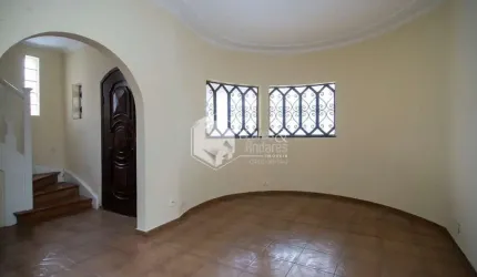 Sobrado para venda com 4 quartos, sendo 1 suíte, 170m²