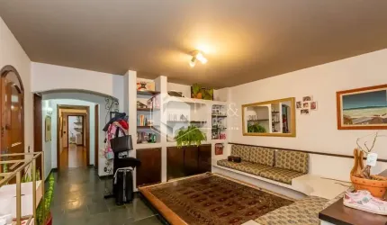 Apartamento tipo para venda com 4 quartos, sendo 1 suíte, 215m²