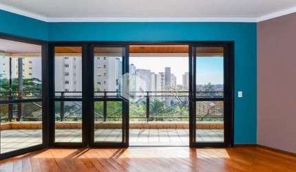 Apartamento tipo para venda com 4 quartos, sendo 3 suítes, 202m²