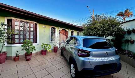 Casa tipo para venda com 3 quartos, sendo 1 suíte, 118m²