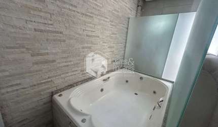 Casa tipo para venda com 4 quartos, sendo 4 suítes, 250m²
