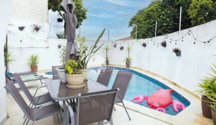 Casa tipo para venda com 2 quartos, 80m²