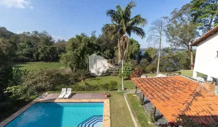 Casa à venda 5 Quartos 3 Suites 6 Vagas 650M² Guarapiranga São Paulo - SP