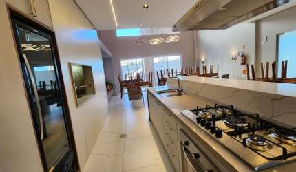 Apartamento para Venda em Criciúma, Michel, 4 dormitórios, 1 suíte, 2 banheiros, 2 vagas