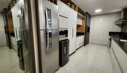 Apartamento para Venda em Criciúma, Comerciário, 3 dormitórios, 1 suíte, 3 banheiros, 1 vaga