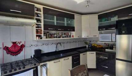 Sobrado com 3 dormitórios à venda, 191 m² - Alto Tarumã - Pinhais/PR