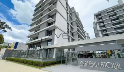 Apartamento alto padrão com 2 suítes, 96m² privativos, 2 vagas de garagem, no Seminário, Curitiba - PR.
