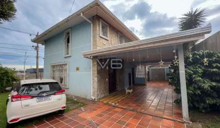 Casa Padrão com 4 quartos, 211 m² privativos, no Jardim Botânico, Curitiba - PR.