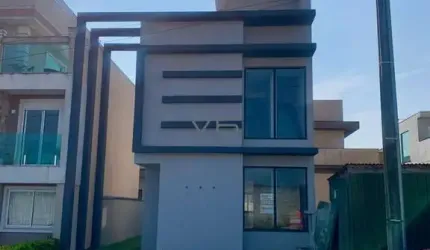Casa em Condomínio com 3 quartos, 120 m² privativos, 2 vagas de garagem, no Umbará, Curitiba - PR.
