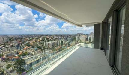 Apartamento Alto Padrão com 3 suítes, 155 m² privativos, 3 vagas de garagem, no Água Verde, Curitiba - PR.