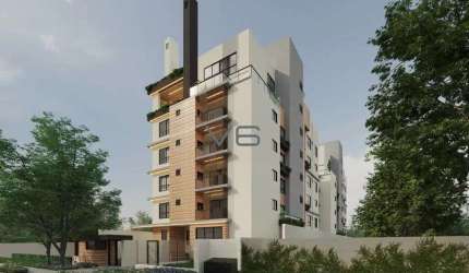 Cobertura duplex, com 140m² privativos, 3 quartos, 3 vagas de garagem, no Agua Verde, Curitiba-PR.