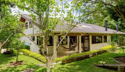 Casa em condomínio fechado com 3 quartos à venda na Rua Inácio Wichnewski, 961, Orleans, Curitiba, 400 m2 por R$ 2.850.000