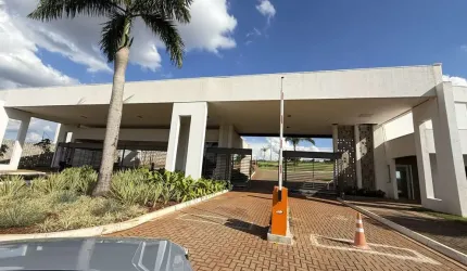 Terreno no condomínio Maanain próximo do Shopping Catuaí