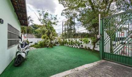 Casa com 3 quartos à venda na Avenida Queiroz Filho, 563, Vila Hamburguesa, São Paulo por R$ 3.000.000