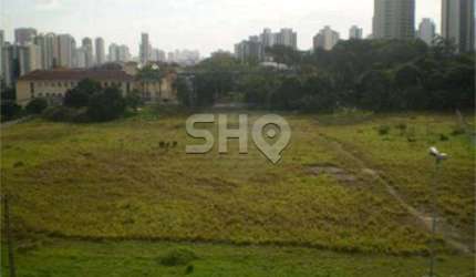Terreno à venda na Rua Antônio Alves Barril, 305, Jardim Anália Franco, São Paulo