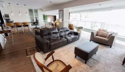 Apartamento com 3 quartos à venda na Rua Caiubi, 1159, Perdizes, São Paulo por R$ 3.900.000