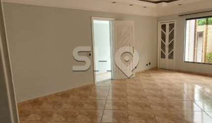 Casa com 3 quartos à venda na Rua Mateus Garcia, 648, Vila Irmãos Arnoni, São Paulo por R$ 999.000